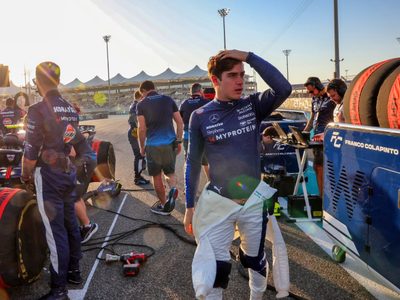 Final amargo: Franco Colapinto abandonó en Abu Dabi en la última carrera de la temporada