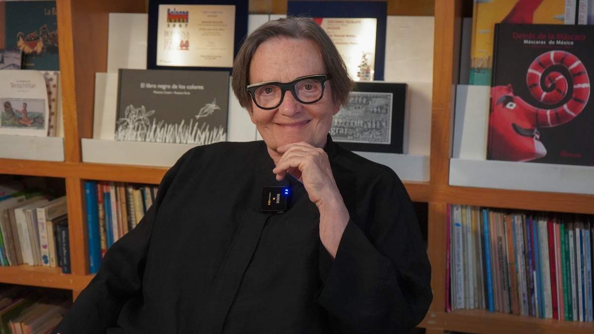 Agnieska Holland. "Los políticos son cobardes y la opinión pública es indiferente"