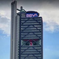 BBVA presenta oferta de 12 mil millones de euros a Banco Sabadell para fusionarse