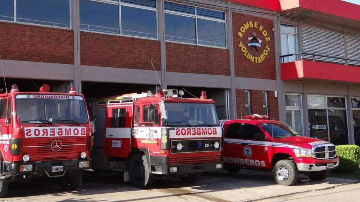 Bomberos voluntarios. Fuente: (Twitter)
