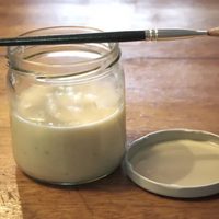 No gastes de más: prepará el mejor pegamento tu casa usando solo 4 ingredientes