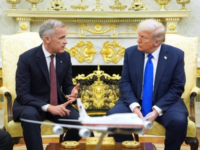Trump dice que EU tiene "conflicto" pero también "amor" con Canadá