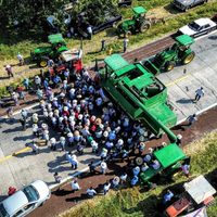 Productores morelenses cumplen tres días consecutivos de bloqueo en la Siglo XXI