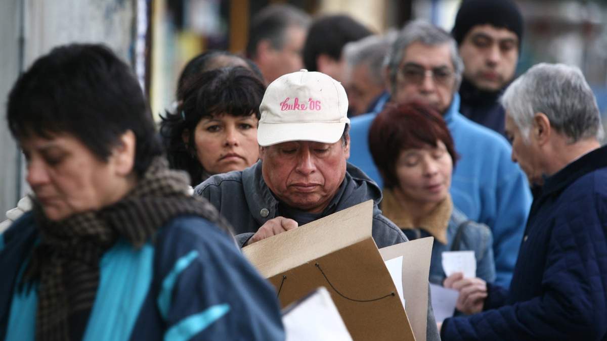El segundo trimestre del año empujó 1.050.000 nuevas personas al desempleo. Fuente: (Twitter)