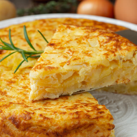 Tortilla de papas al horno: rellena de queso y súper deliciosa, la receta perfecta para comer como un rey