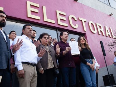 Delgado formaliza petición ante el INE para cancelar registro al PAN por caso García Luna