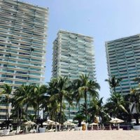 Catean departamento de lujo de Aristóteles Sandoval en Puerto Vallarta