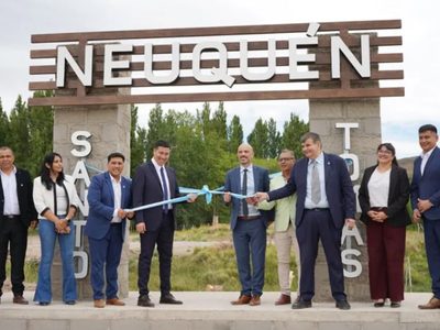Santo Tomás cumplió 50 años y lo celebró con obras y anuncios