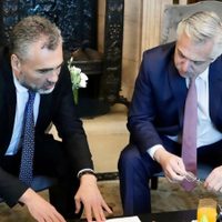 ¡Primera baja importante en el Gobierno de Fernández! Despidieron a Vanoli, el titular de la ANSES