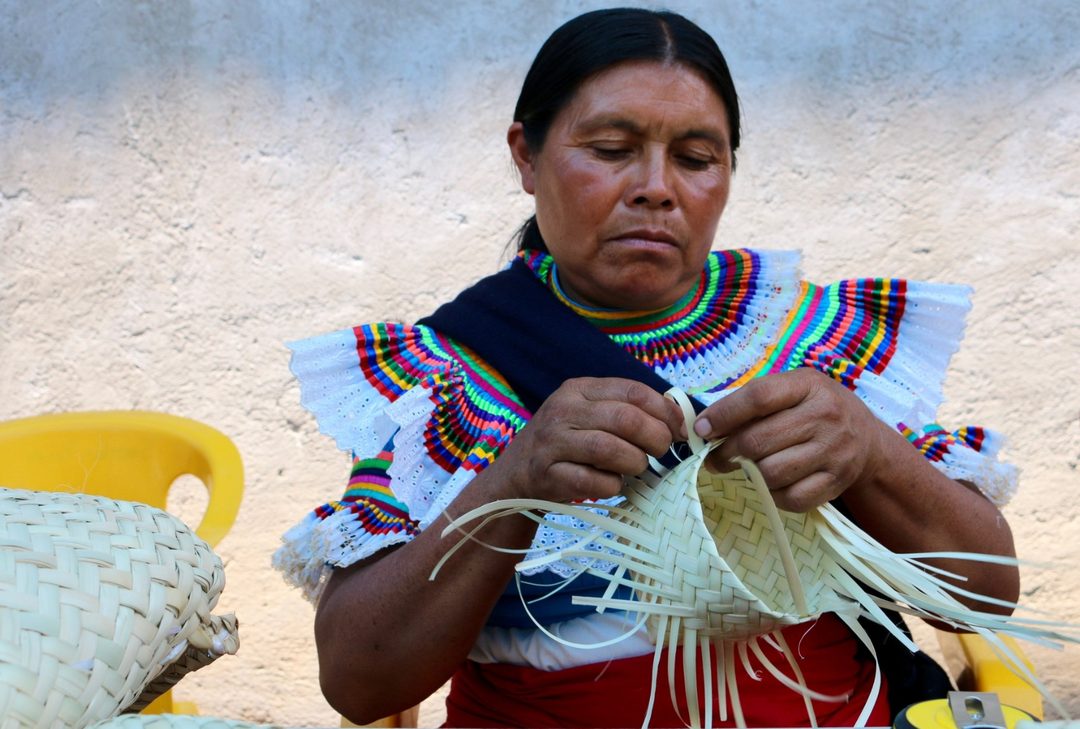 Mujeres nahuas de Guerrero. Preservación de las lenguas. Foto Luis Daniel Nava