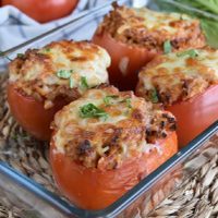 Tomates rellenos caprese: como guarnición o como entrada una receta rica y fácil para quedar como todo un chef