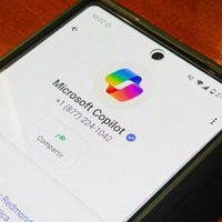 Así funciona en WhatsApp, Copilot, la inteligencia artificial de Microsoft