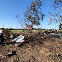 Dos muertos y tres heridos al caer avioneta en show aeronáutico (Video)