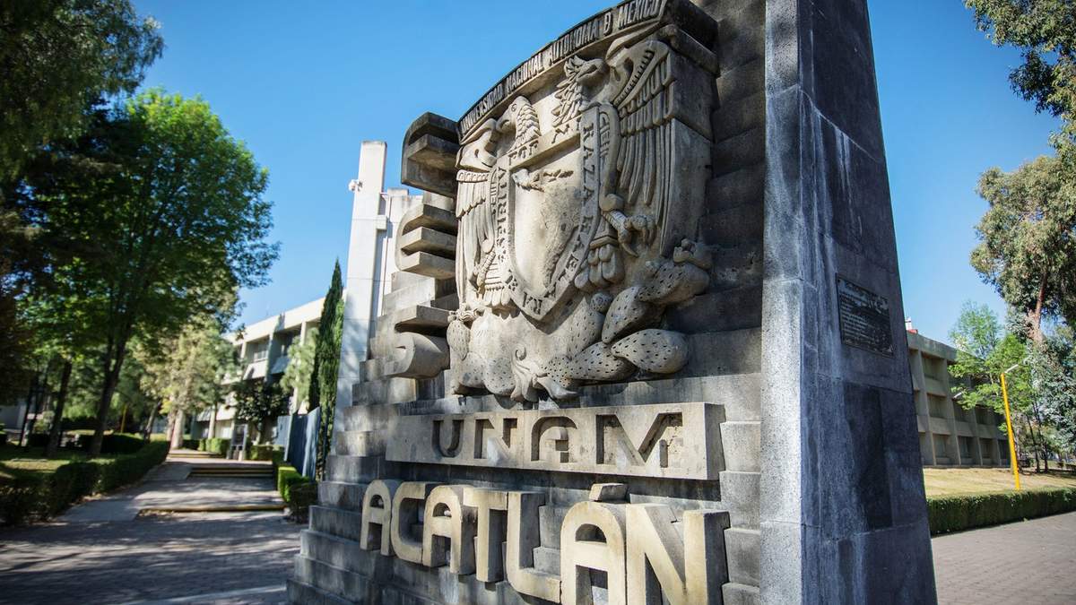 Facultad de Estudios Superiores Acatlán. UNAM