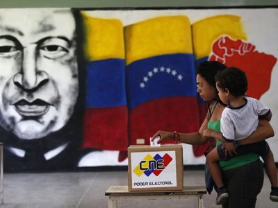Venezuela: buscan otro asilo para los diplomáticos argentinos