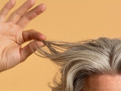 Matizador casero para canas y cabellos amarillentos: nunca más vas a pisar la peluquería