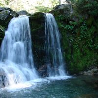 Alertan por crecida de ríos y arroyos por las fuertes lluvias en Villa La Angostura