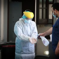 Coronavirus: la Argentina sobrepasó la barrera de los 94 mil fallecimientos