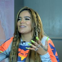 ¡Es imperdible! Karol G compartió con sus fans los secretos que guardaba sobre el video de Tusa