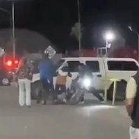 Los motoqueros que agredieron a inspectores de tránsito deberán pagar una millonaria multa