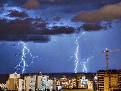 Alerta meteorológica para 16 provincias: tormentas, viento y granizo