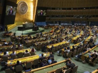 Asamblea General de la ONU respalda resolución palestina que exige a Israel poner fin a su ocupación