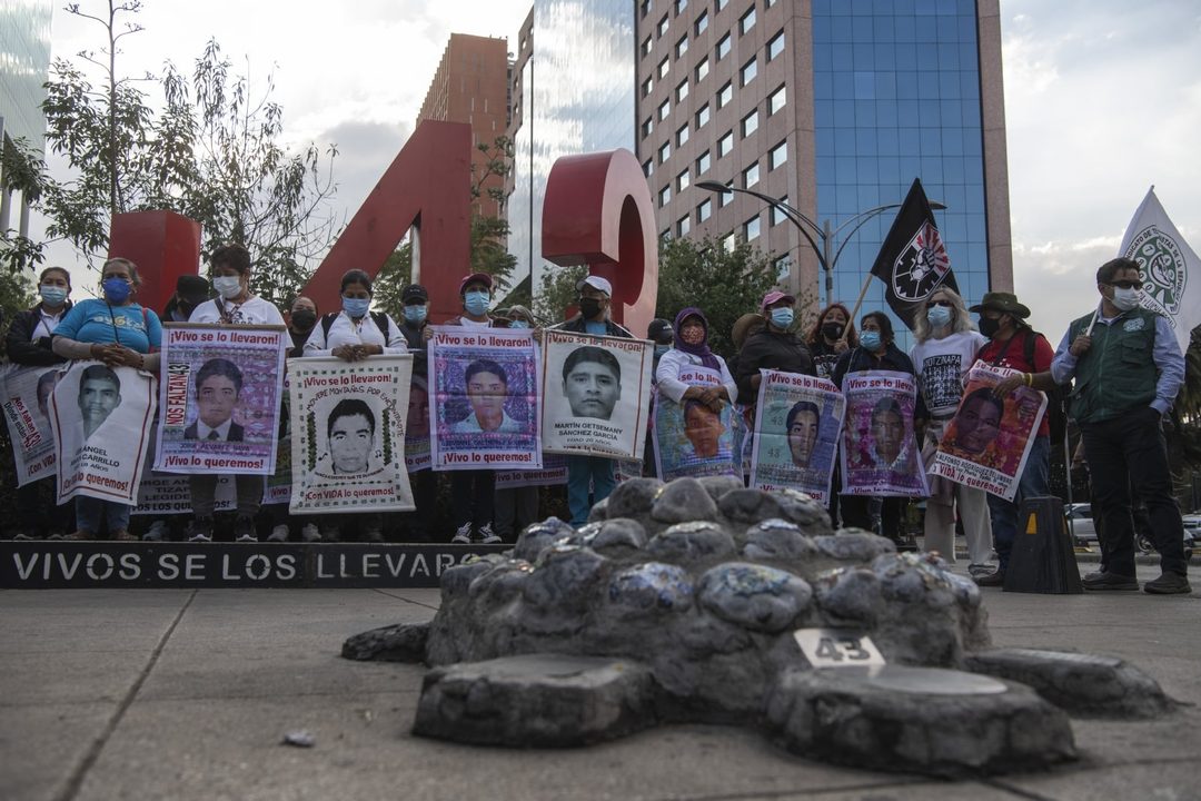7ebfc9a5e0459c1aa5-ogp220126-ayotzinapa11