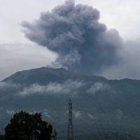 22 alpinistas mueren por la erupción del volcán Merapi