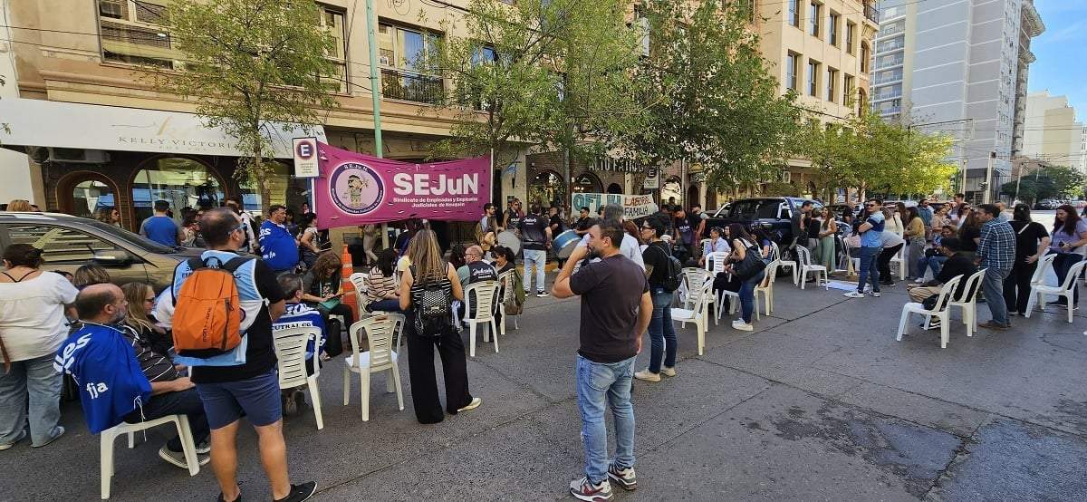 Movilización de SEJUN. Fuente (X)