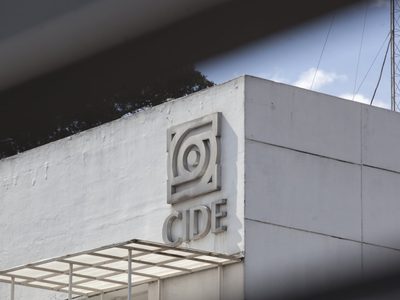 Académicos del CIDE denuncian violación a sus derechos contractuales por retraso de pagos