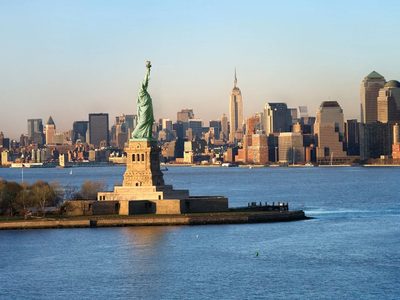 Viajar a EE.UU. sin visa podría valer un 18% menos a los argentinos