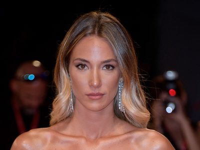 Ni el paisaje pudo hacerlo: Alice Campello se robó la mirada de todos con su figura