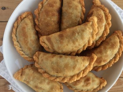 Día Mundial de la Empanada: la receta secreta para que las de carne salgan bien jugosas y no se rompan