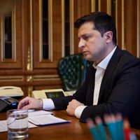 Ucrania reclama que Rusia sea excluida del mecanismo SWIFT y una zona de exclusión aérea
