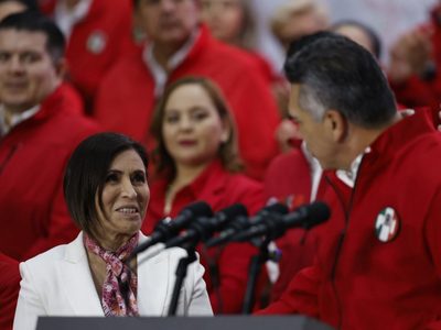 “Alito” Moreno presenta a los “Defensores de México”, coordinados por Rosario Robles
