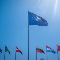 OTAN lamenta que Rusia rompa relaciones e insiste en que sigue abierta al diálogo