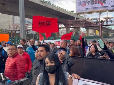 Caos vial en CDMX y Edomex por bloqueos del Sindicato del Colegio de Bachilleres