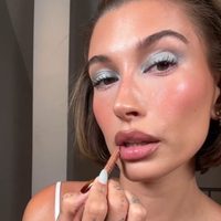 Icy eyes: el maquillaje que arrasa este otoño y se impone como must beauty de 2025