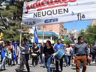 Trabajadores judiciales realizaron un paro y lanzaron un plan de lucha que incluye una movilización