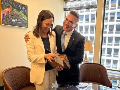 "Alito" Moreno viajó a Washington para denunciar a “narcopolíticos” de Morena