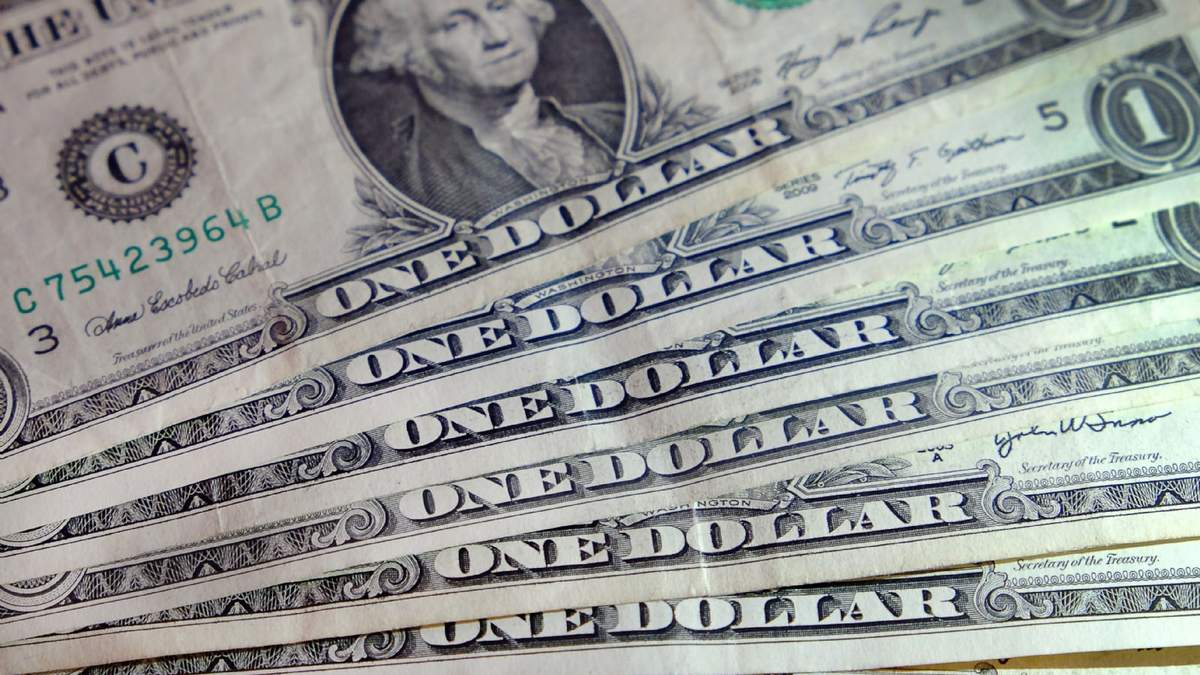 La cotización del dólar blue iniciará la semana hábil con una gran elevación en relación al viernes. Fuente: (Twitter)