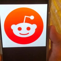 Reddit cierra acuerdo por 60 millones que permite a Google entrenar modelos IA con sus publicaciones