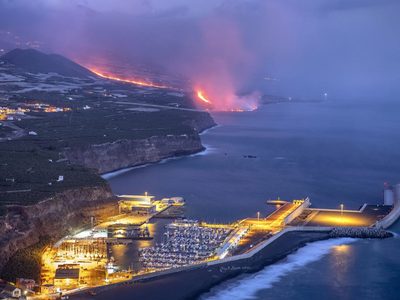 Se abrió una nueva boca eruptiva en el volcán de La Palma: caen más lenguas de lava