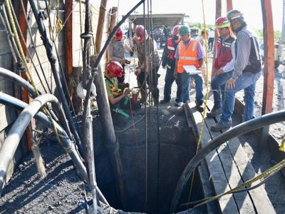 AMLO admite que están parados los trabajos de rescate de mineros en Sabinas, Coahuila