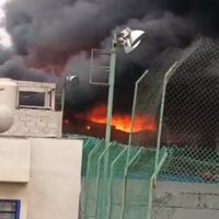 Arde inmueble con limpiadores y pegamento para PVC en Iztapalapa