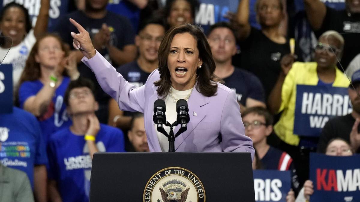 La candidata presidencial demócrata Kamala Harris