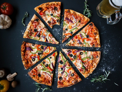 Para ganar masa muscular: la receta de pizza proteica de la Peque Pareto que es imbatible