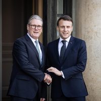 Francia y Reino Unido buscan enviar soldados a Ucrania para garantizar la "paz armada" en su guerra con Rusia