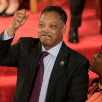 El reverendo Jesse Jackson, quien lideró el Movimiento por los Derechos Civiles, muere a los 84 años
