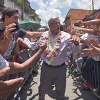López Obrador pide a veracruzanos repudiar nepotismos y cacicazgos